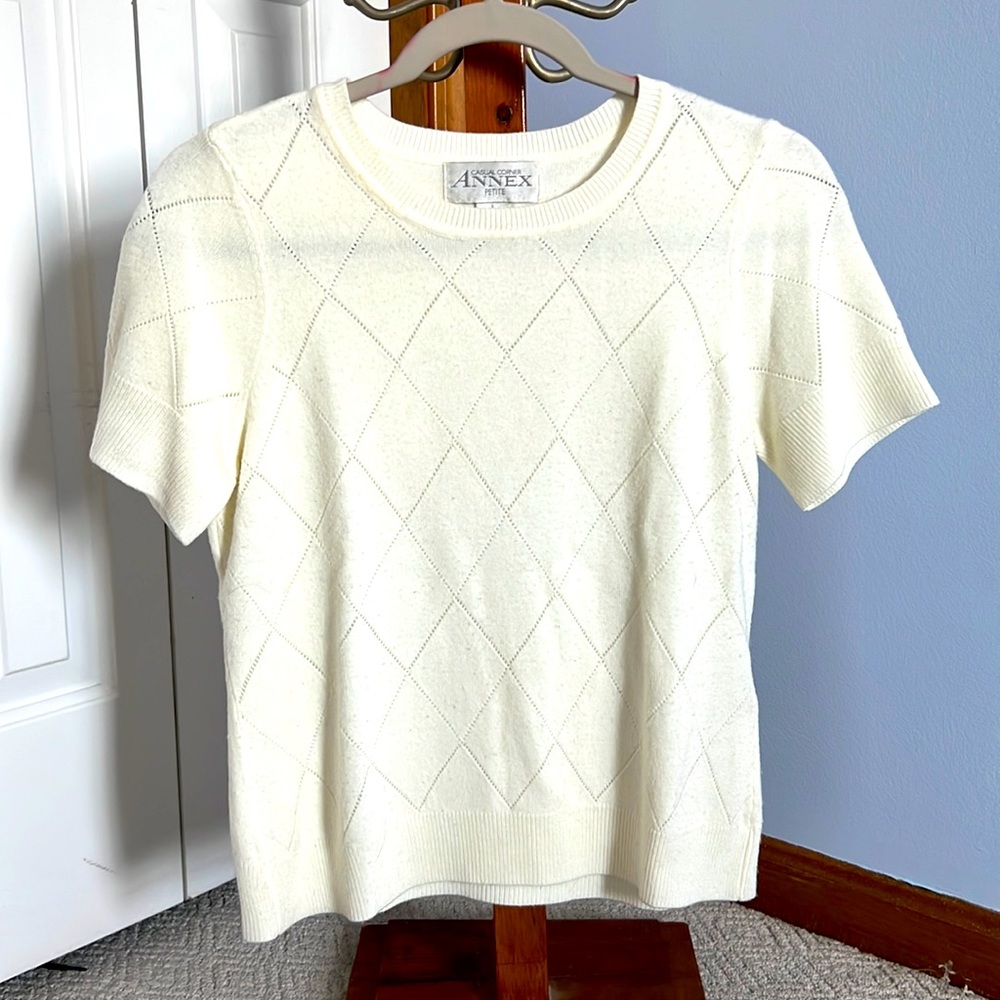 Casual Corner Annex Sweater T-shirt